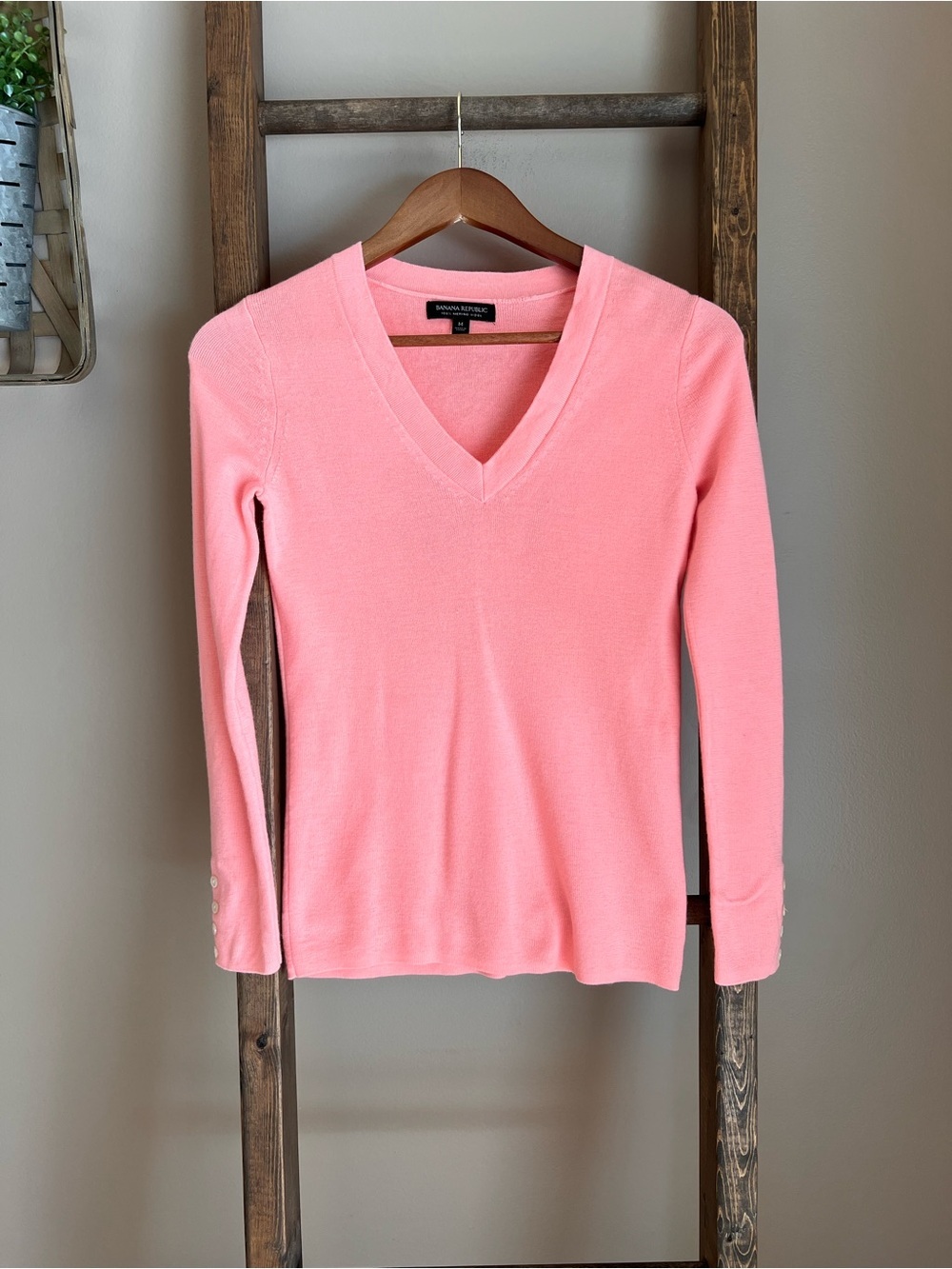 Banana Republic Pink V-Neck Marino Wool Sweater